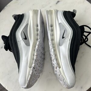 NIKE AIR MAX 97 ID NIKE BY YOU
BLACK-WHITE-GREY SZ 8.5